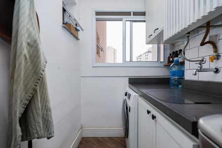 Apartamento à venda com 58m², 2 quartos e 1 vagaÁrea de Serviço
