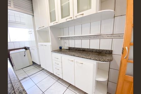 Apartamento para alugar com 76m², 3 quartos e 1 vaga
