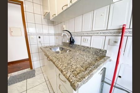 Apartamento para alugar com 76m², 3 quartos e 1 vaga