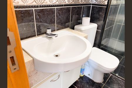 Apartamento para alugar com 76m², 3 quartos e 1 vaga