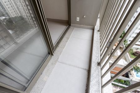 Studio à venda com 24m², 1 quarto e sem vaga Studio à venda com 24m², 1 quarto e sem vagaVaranda