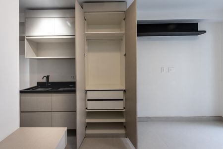 Studio à venda com 24m², 1 quarto e sem vaga Studio à venda com 24m², 1 quarto e sem vagaQuarto