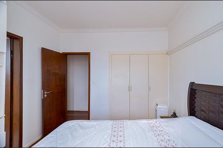 Suíte de apartamento à venda com 3 quartos, 92m² em Santa Efigênia, Belo Horizonte