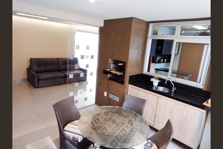 Apartamento para alugar com 3 quartos, 145m² em Buritis, Belo Horizonte