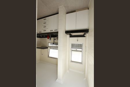 Apartamento para alugar com 70m², 3 quartos e 1 vagaÁrea de Serviço