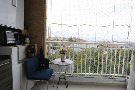 Casa à venda com 72m², 3 quartos e 2 vagassacada