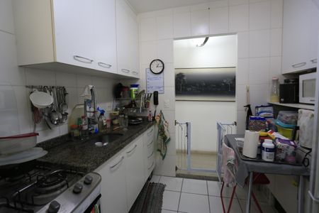 cozinha de casa à venda com 3 quartos, 72m² em Jaguaré, São Paulo