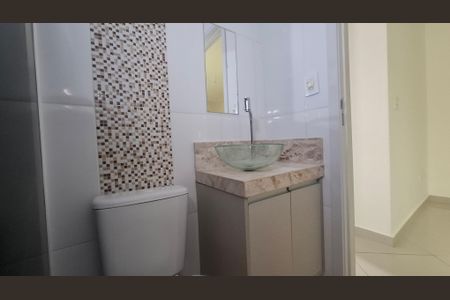Apartamento à venda com 55m², 2 quartos e 1 vagaBanheiro 2