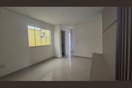 Sala de apartamento à venda com 2 quartos, 55m² em Vila Camilópolis, Santo André