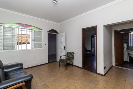 Sala 3 de casa à venda com 4 quartos, 300m² em São Salvador, Belo Horizonte