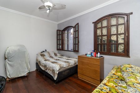 Casa à venda com 300m², 4 quartos e 6 vagasQuarto 3