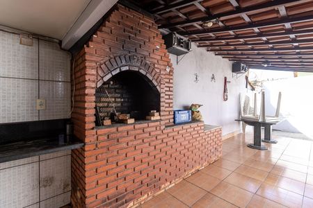 Casa à venda com 300m², 4 quartos e 6 vagasÁrea gourmet