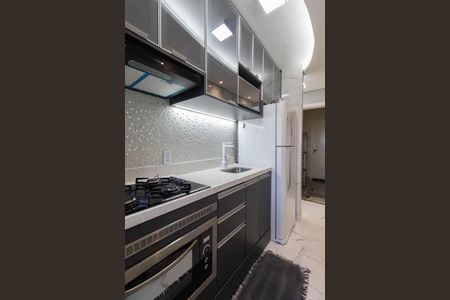 Apartamento à venda com 48m², 2 quartos e 1 vaga Apartamento à venda com 48m², 2 quartos e 1 vagaCozinha e Área de Serviço