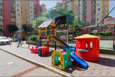 Apartamento à venda com 48m², 2 quartos e 1 vaga Apartamento à venda com 48m², 2 quartos e 1 vagaÁrea Comum - Playground