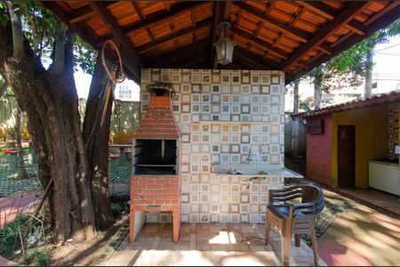 Apartamento à venda com 48m², 2 quartos e 1 vaga Apartamento à venda com 48m², 2 quartos e 1 vagaÁrea Comum - Churrasqueira