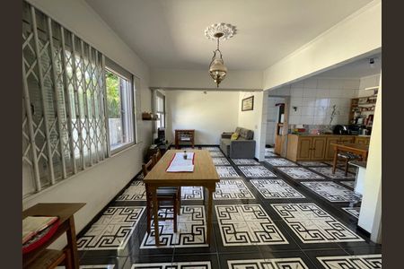 Casa à venda com 2 quartos, 100m² em São Jorge, Novo Hamburgo