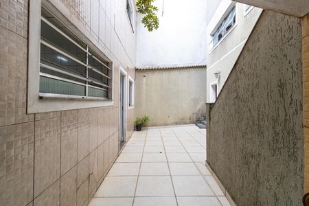 Casa para alugar com 60m², 1 quarto e sem vagaÁrea de Serviço