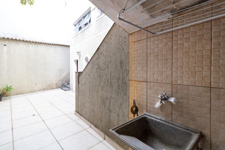 Casa para alugar com 60m², 1 quarto e sem vagaÁrea de Serviço