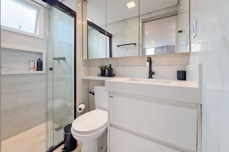 Apartamento à venda com 61m², 2 quartos e 1 vaga Apartamento à venda com 61m², 2 quartos e 1 vagaBanheiro da Suíte