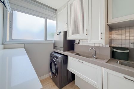 Apartamento à venda com 61m², 2 quartos e 1 vaga Apartamento à venda com 61m², 2 quartos e 1 vagaÁrea de Serviço