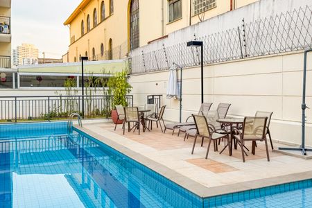 Apartamento à venda com 61m², 2 quartos e 1 vaga Apartamento à venda com 61m², 2 quartos e 1 vagaPiscina