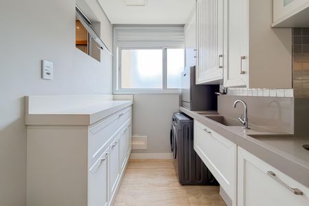 Apartamento à venda com 61m², 2 quartos e 1 vaga Apartamento à venda com 61m², 2 quartos e 1 vagaÁrea de Serviço