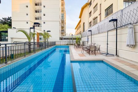 Apartamento à venda com 61m², 2 quartos e 1 vaga Apartamento à venda com 61m², 2 quartos e 1 vagaPiscina