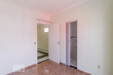 Casa de condomínio à venda com 234m², 5 quartos e 3 vagas