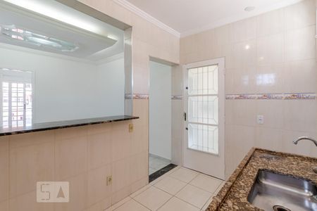 Casa de condomínio à venda com 234m², 5 quartos e 3 vagas