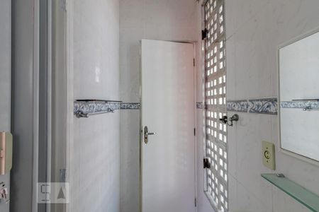 Casa de condomínio à venda com 234m², 5 quartos e 3 vagas