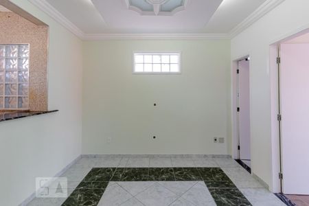 Casa de condomínio à venda com 234m², 5 quartos e 3 vagas