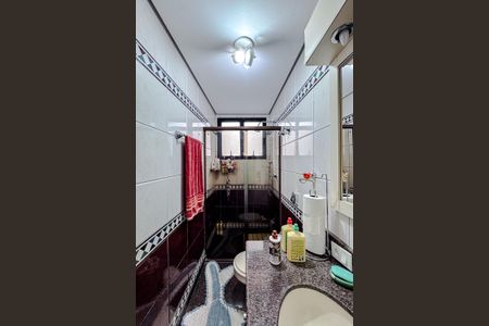 Apartamento à venda com 129m², 4 quartos e 4 vagas Apartamento à venda com 129m², 4 quartos e 4 vagasBanheiro