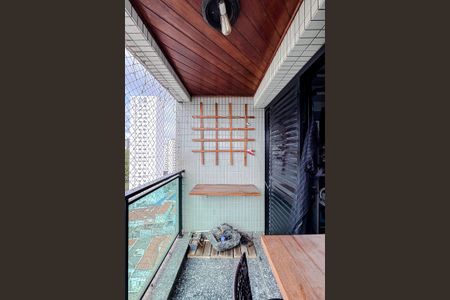 Apartamento à venda com 129m², 4 quartos e 4 vagas Apartamento à venda com 129m², 4 quartos e 4 vagasVaranda do Quarto 2