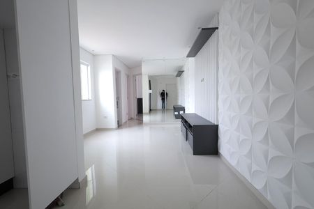 Apartamento à venda com 100m², 2 quartos e 1 vaga Apartamento à venda com 100m², 2 quartos e 1 vagaSala