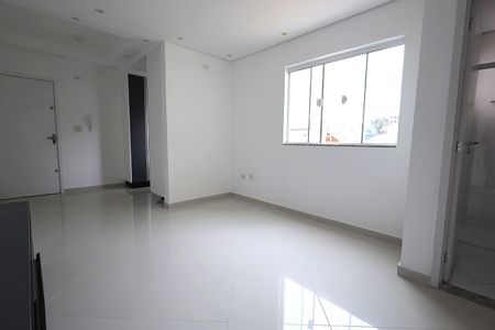 Apartamento à venda com 100m², 2 quartos e 1 vaga Apartamento à venda com 100m², 2 quartos e 1 vagaSala