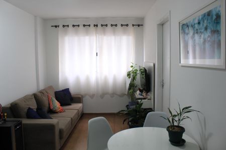 Sala de apartamento para alugar com 2 quartos, 40m² em Granja Viana, Cotia