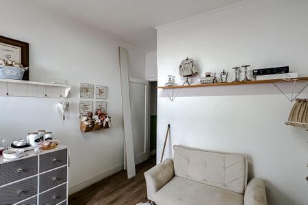 Casa à venda com 80m², 3 quartos e sem vaga Casa à venda com 80m², 3 quartos e sem vagaQuarto 1