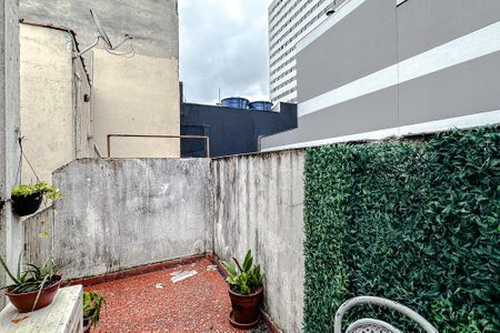 Casa à venda com 80m², 3 quartos e sem vaga Casa à venda com 80m², 3 quartos e sem vagaVaranda do Quarto 1