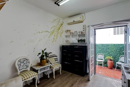Casa à venda com 80m², 3 quartos e sem vaga Casa à venda com 80m², 3 quartos e sem vagaQuarto 1