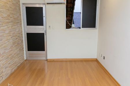 Apartamento para alugar com 50m², 2 quartos e 1 vaga Apartamento para alugar com 50m², 2 quartos e 1 vagaSala