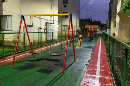 Apartamento para alugar com 50m², 2 quartos e 1 vaga Apartamento para alugar com 50m², 2 quartos e 1 vagaÁrea comum - Playground