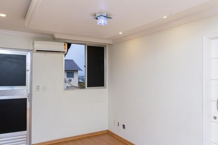 Apartamento para alugar com 50m², 2 quartos e 1 vaga Apartamento para alugar com 50m², 2 quartos e 1 vagaSala