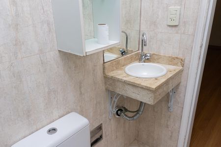 Apartamento para alugar com 50m², 2 quartos e 1 vaga Apartamento para alugar com 50m², 2 quartos e 1 vagaBanheiro