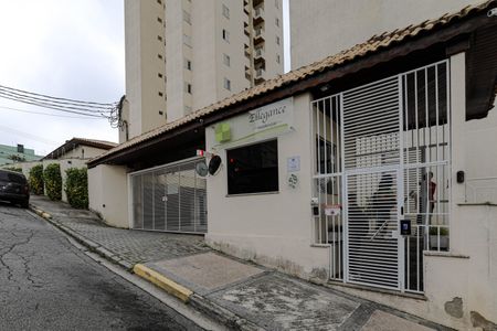 Apartamento para alugar com 66m², 3 quartos e 1 vagaFachada
