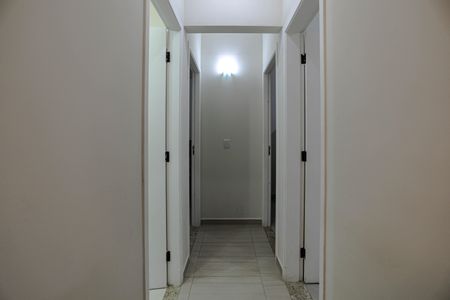 Apartamento para alugar com 66m², 3 quartos e 1 vagaCorredor