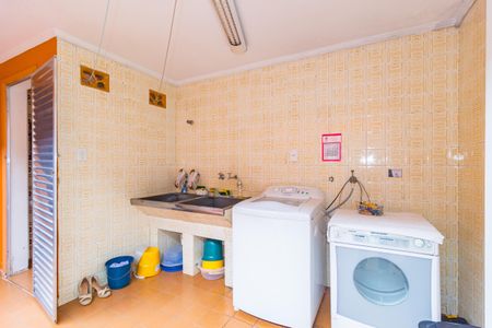 Casa para alugar com 333m², 4 quartos e 3 vagasÁrea de Serviço