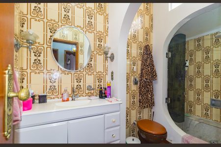 Casa para alugar com 333m², 4 quartos e 3 vagasBanheiro - Social