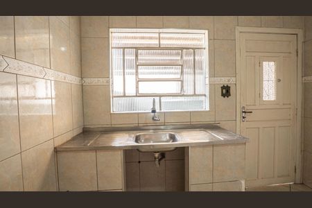 Casa para alugar com 80m², 1 quarto e 1 vagaCozinha da Edícula