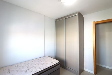 Apartamento à venda com 66m², 2 quartos e 1 vagaQuarto 2