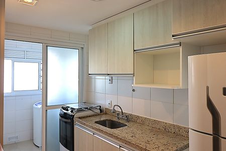Apartamento à venda com 66m², 2 quartos e 1 vagaCozinha - Armários